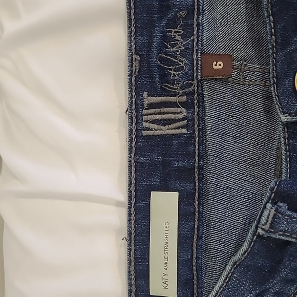 EUC Kut From the Kloth Katy Jeans Women's 6 Straight Leg Mid Rise Cropped Denim - Picture 6 of 12